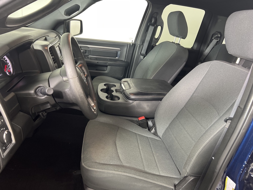 2022 Ram 1500 Classic Warlock photo 4