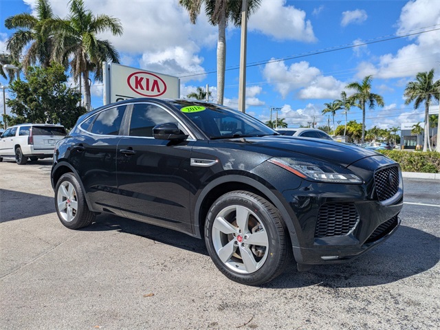 2018 Jaguar E-Pace R-Dynamic SE's photo