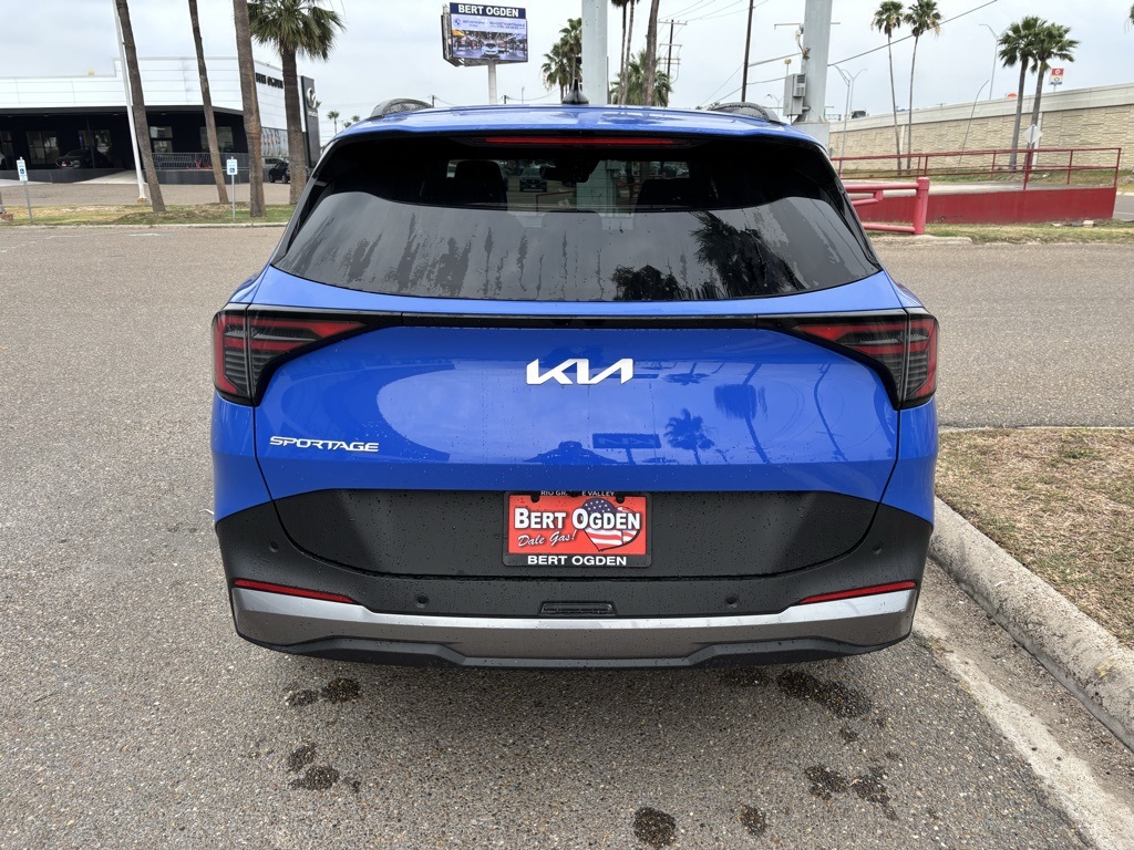 2026 Kia Sportage EX photo 4