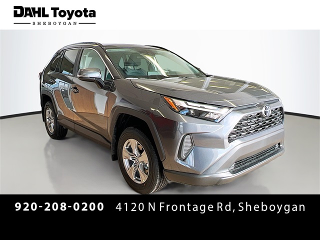 2025 Toyota RAV4 XLE's photo