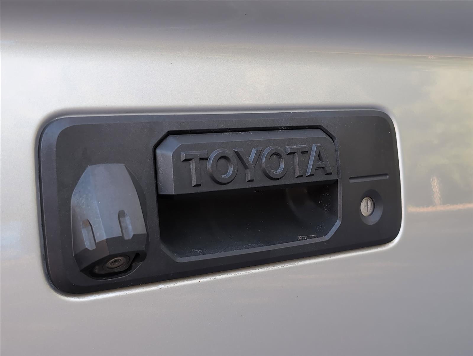 2014 Toyota Tundra SR photo 25