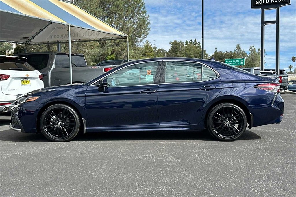 2022 Toyota Camry XSE photo 5