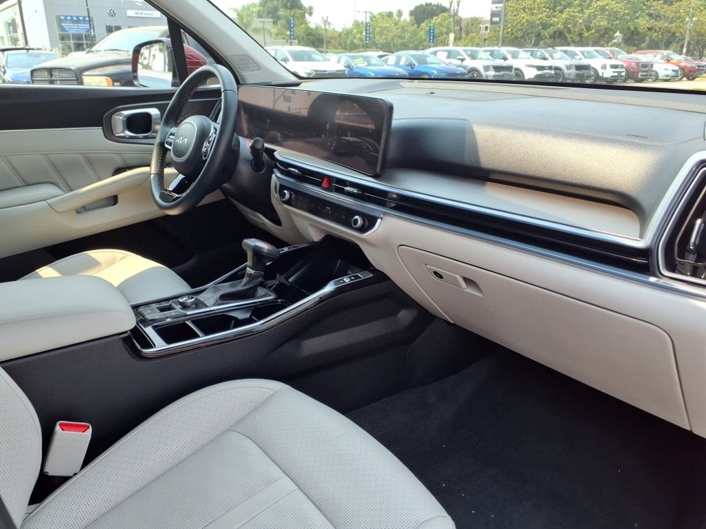 2024 Kia Sorento SX photo 15