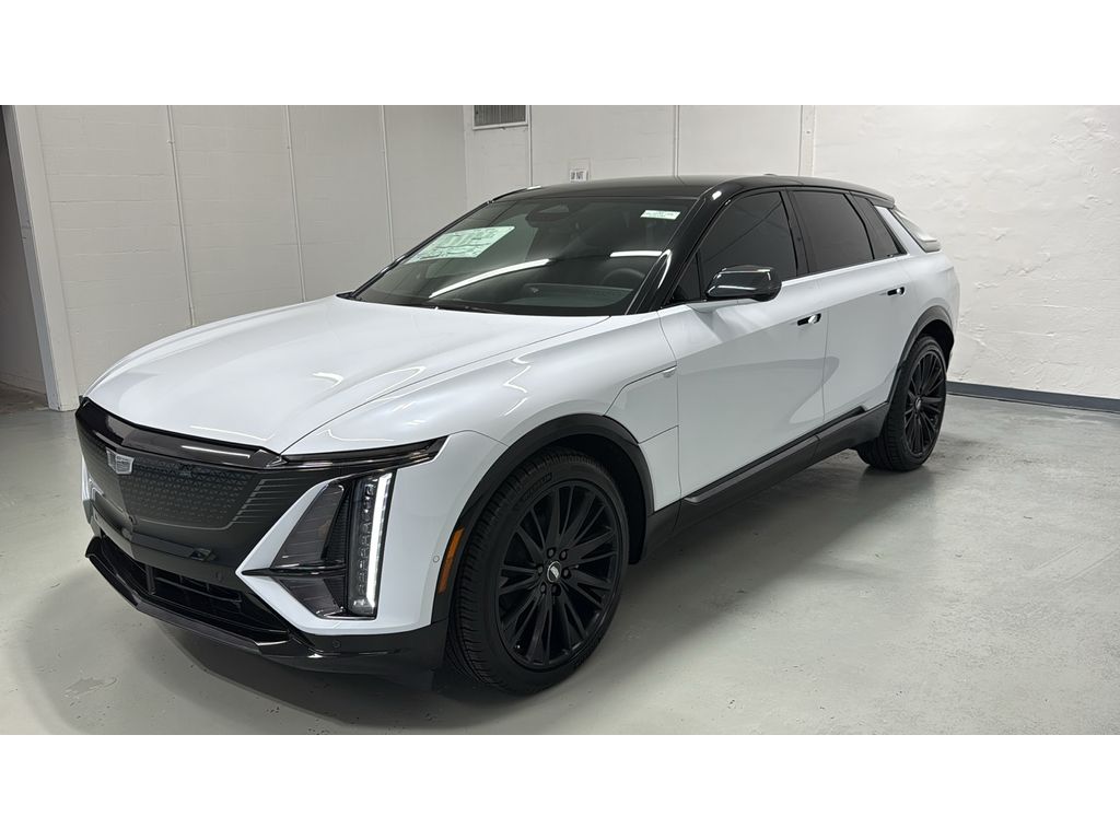 2026 Cadillac Lyriq Sport photo 3