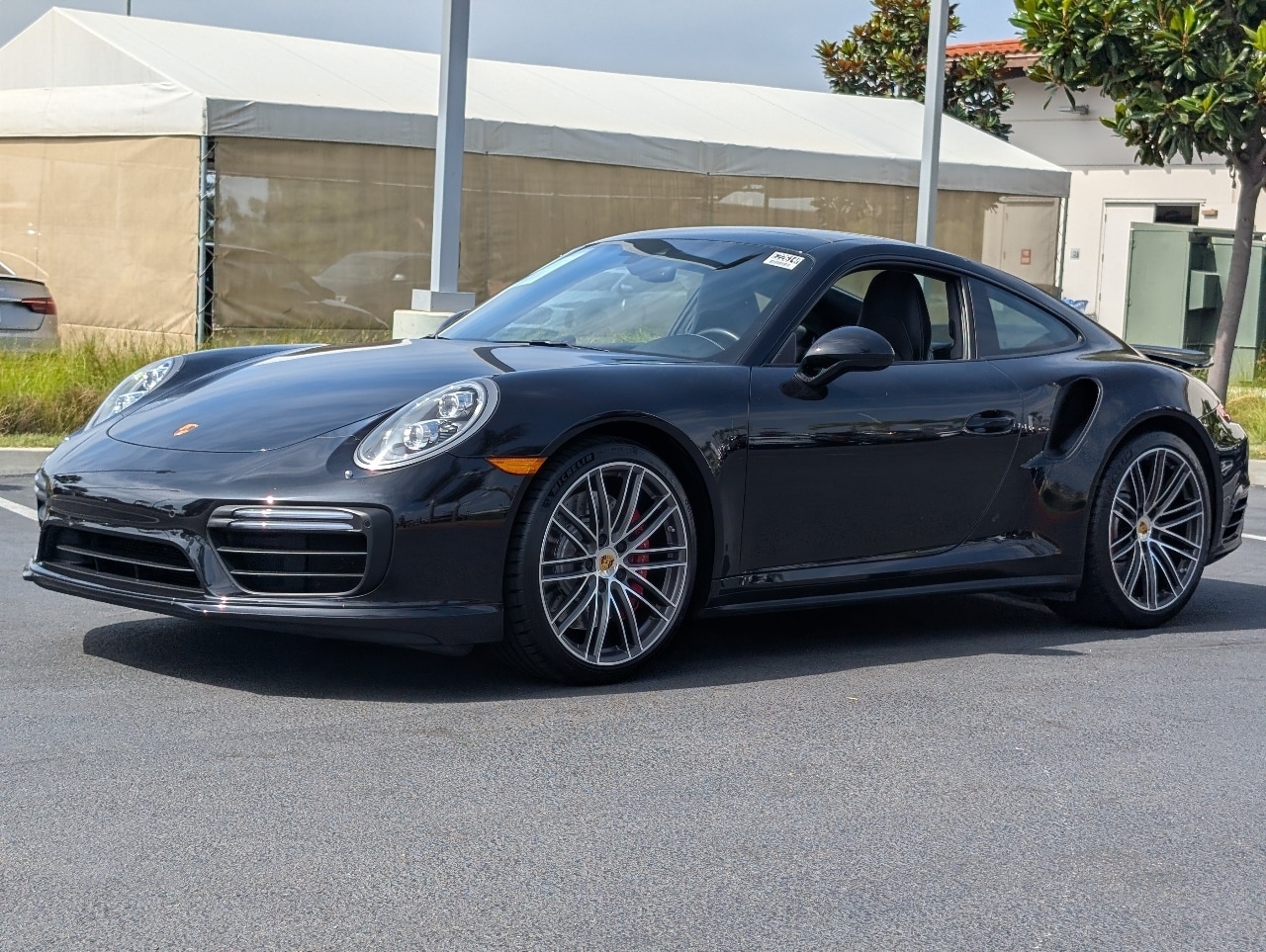 2017 Porsche 911 Turbo photo 4