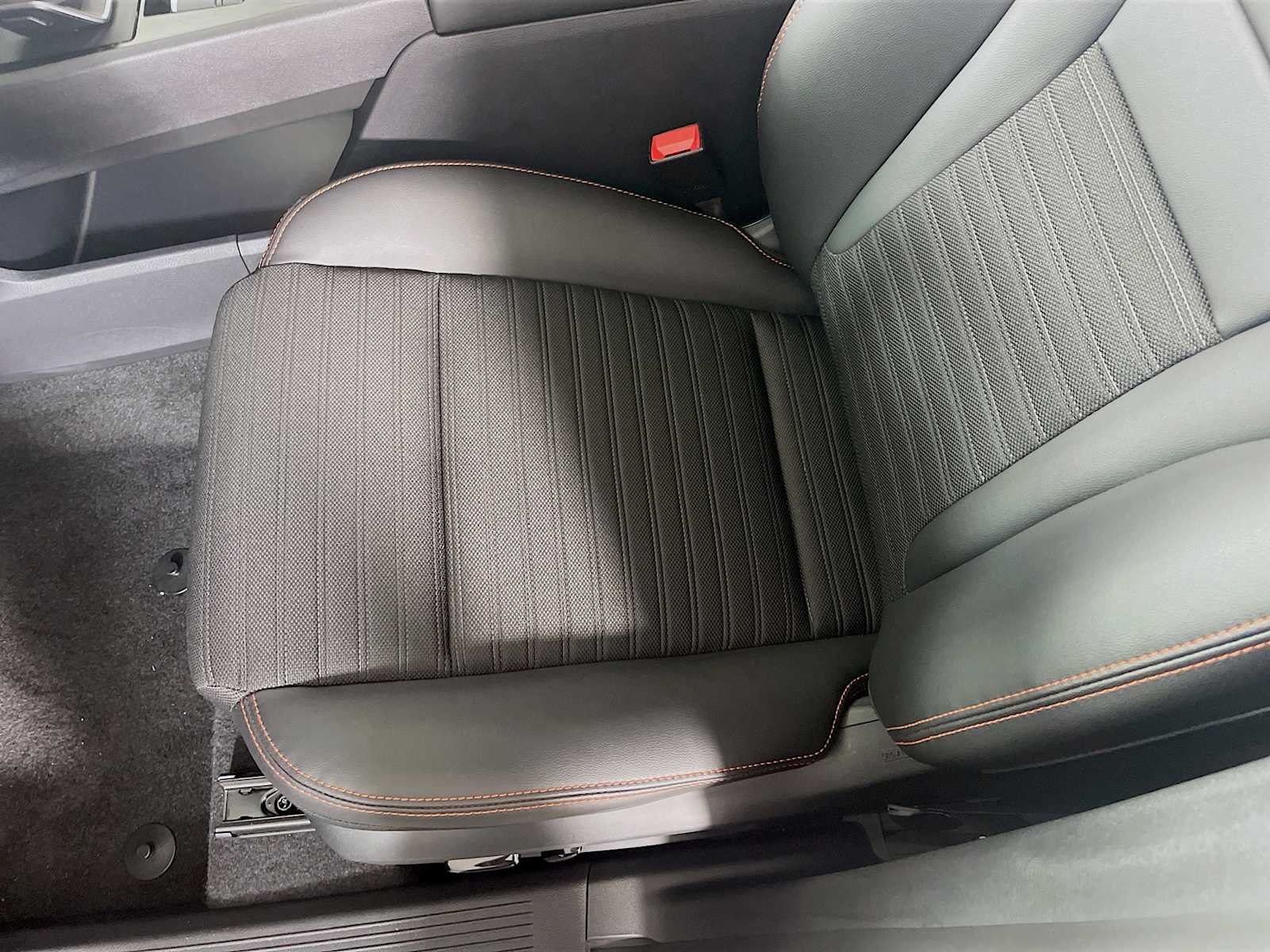 2025 Nissan Rogue photo 15