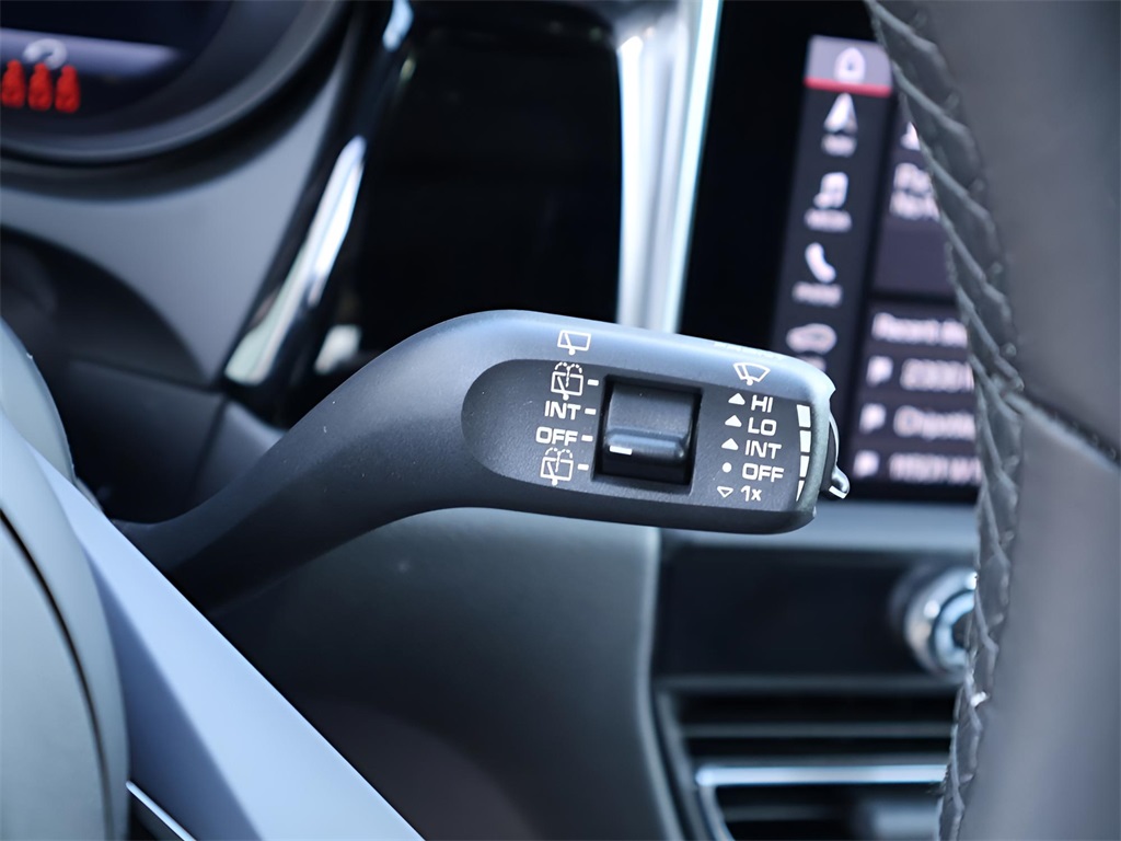 2022 Porsche Macan S photo 30
