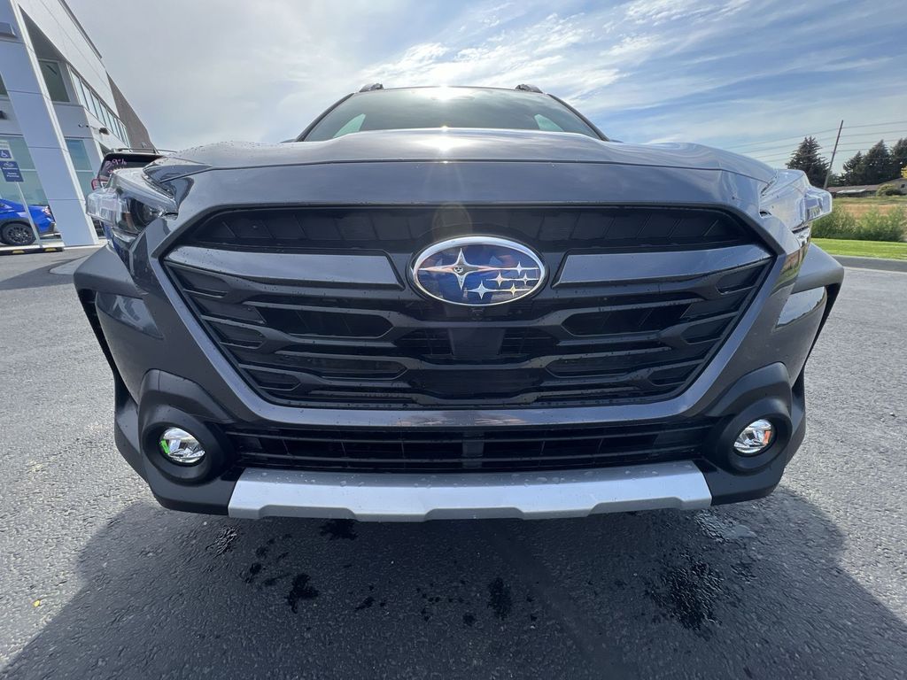 2025 Subaru Outback Touring photo 29