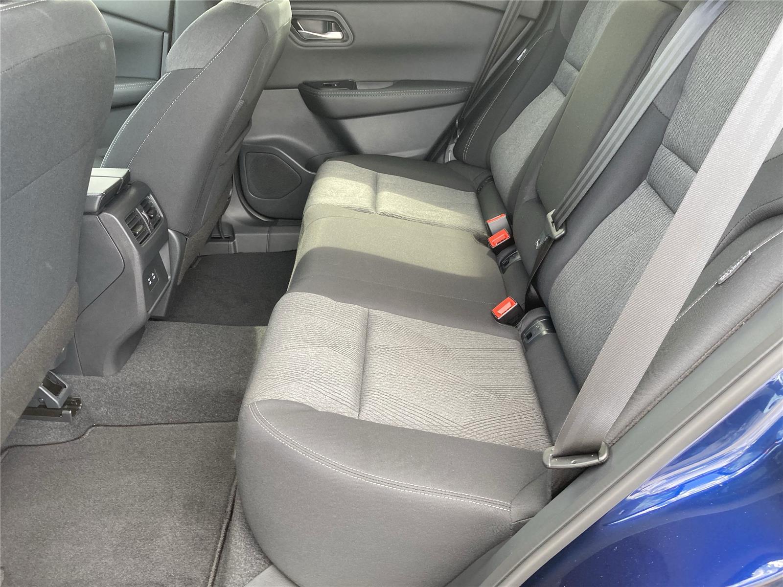 2026 Nissan Rogue SV photo 27