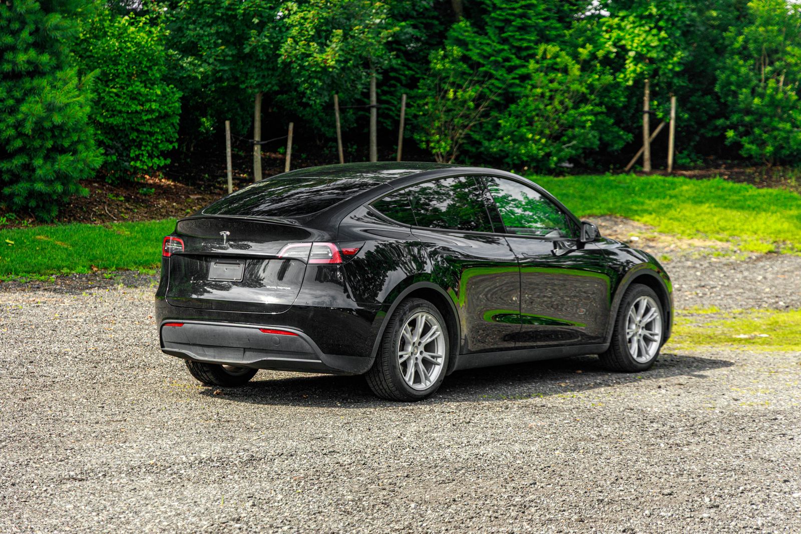 2023 Tesla Model Y Long Range photo 8