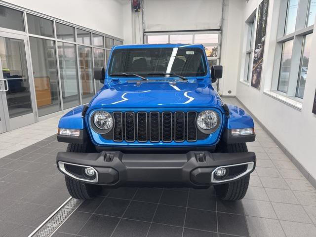 2025 Jeep Gladiator Sport S photo 2