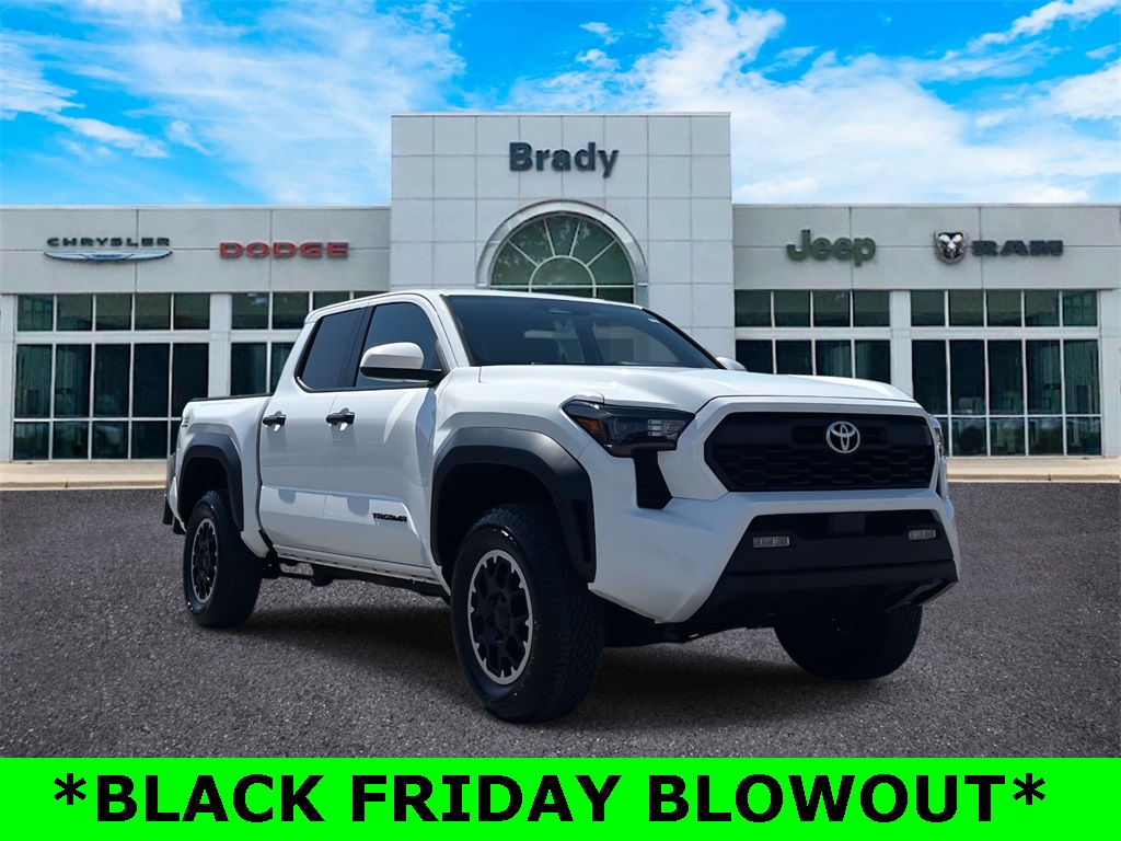 2024 Toyota Tacoma SR5's photo