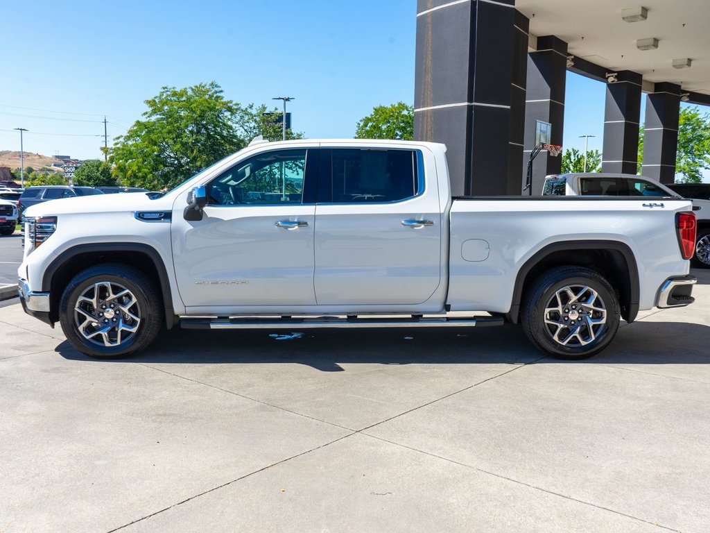 2025 Gmc Sierra 1500 SLT photo 3