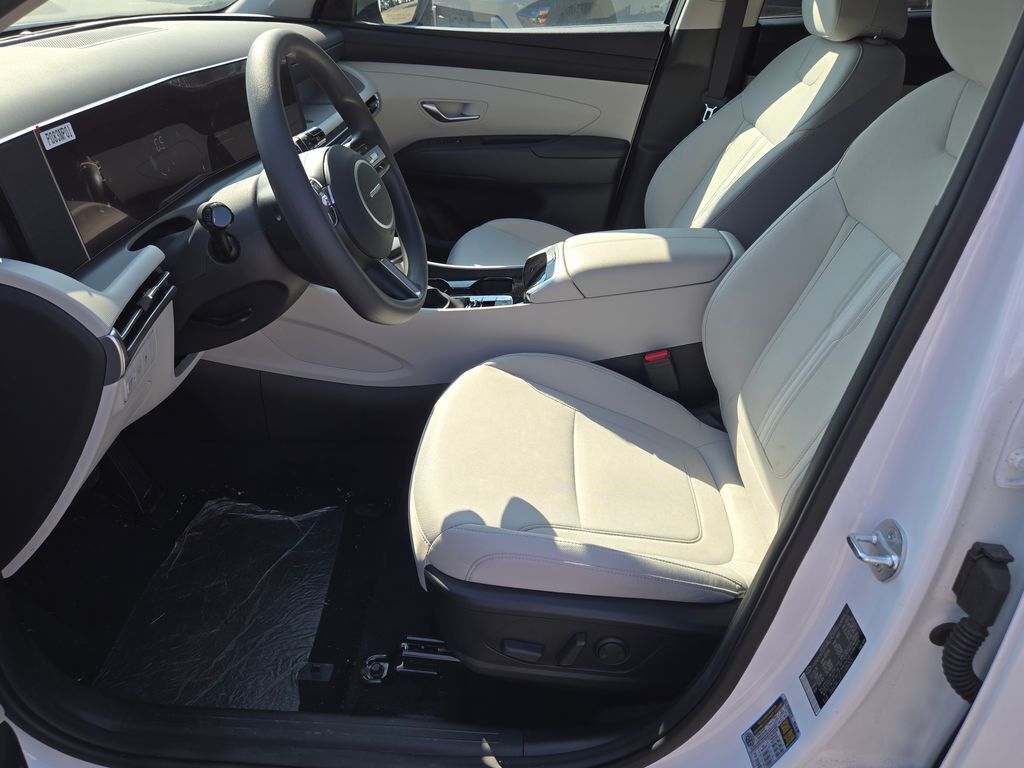 2025 Hyundai Tucson SEL photo 14