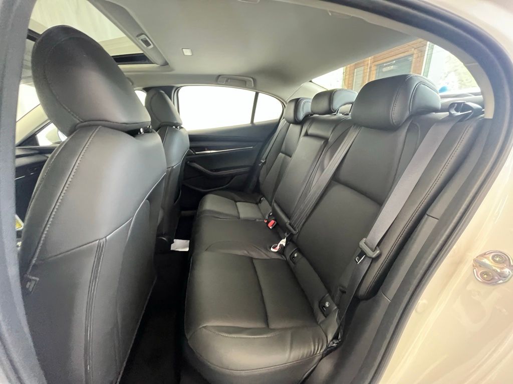 2025 Mazda Mazda3 Sedan 2.5 s Preferred photo 20