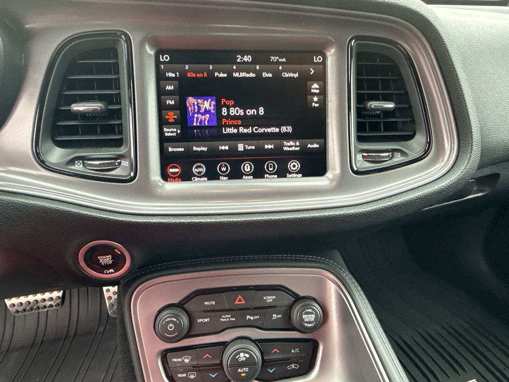 2023 Dodge Challenger R/T photo 21