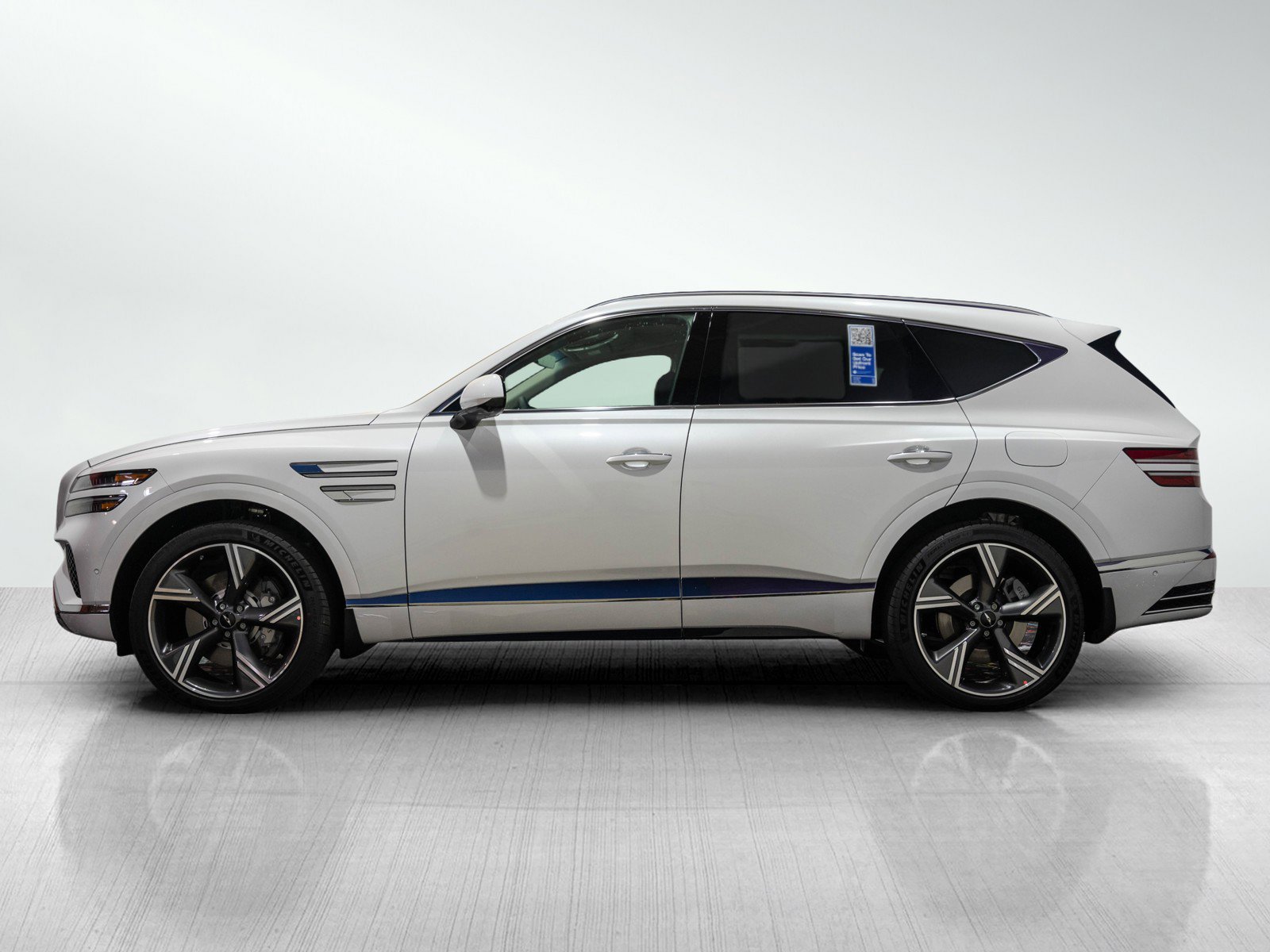2025 Genesis GV80 2.5T Prestige AWD photo 3