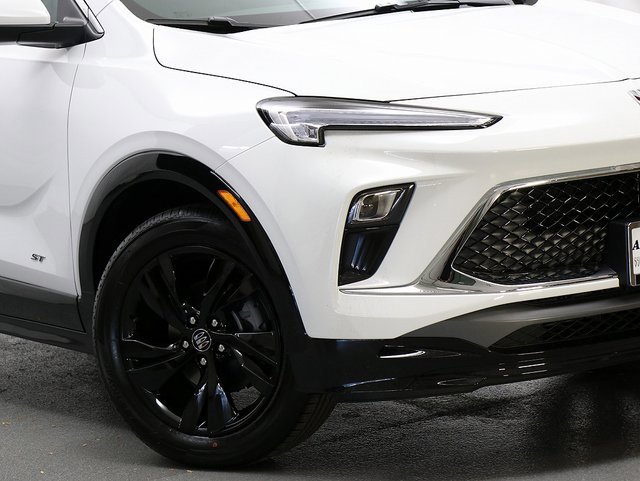 2026 Buick Encore GX Sport Touring photo 3