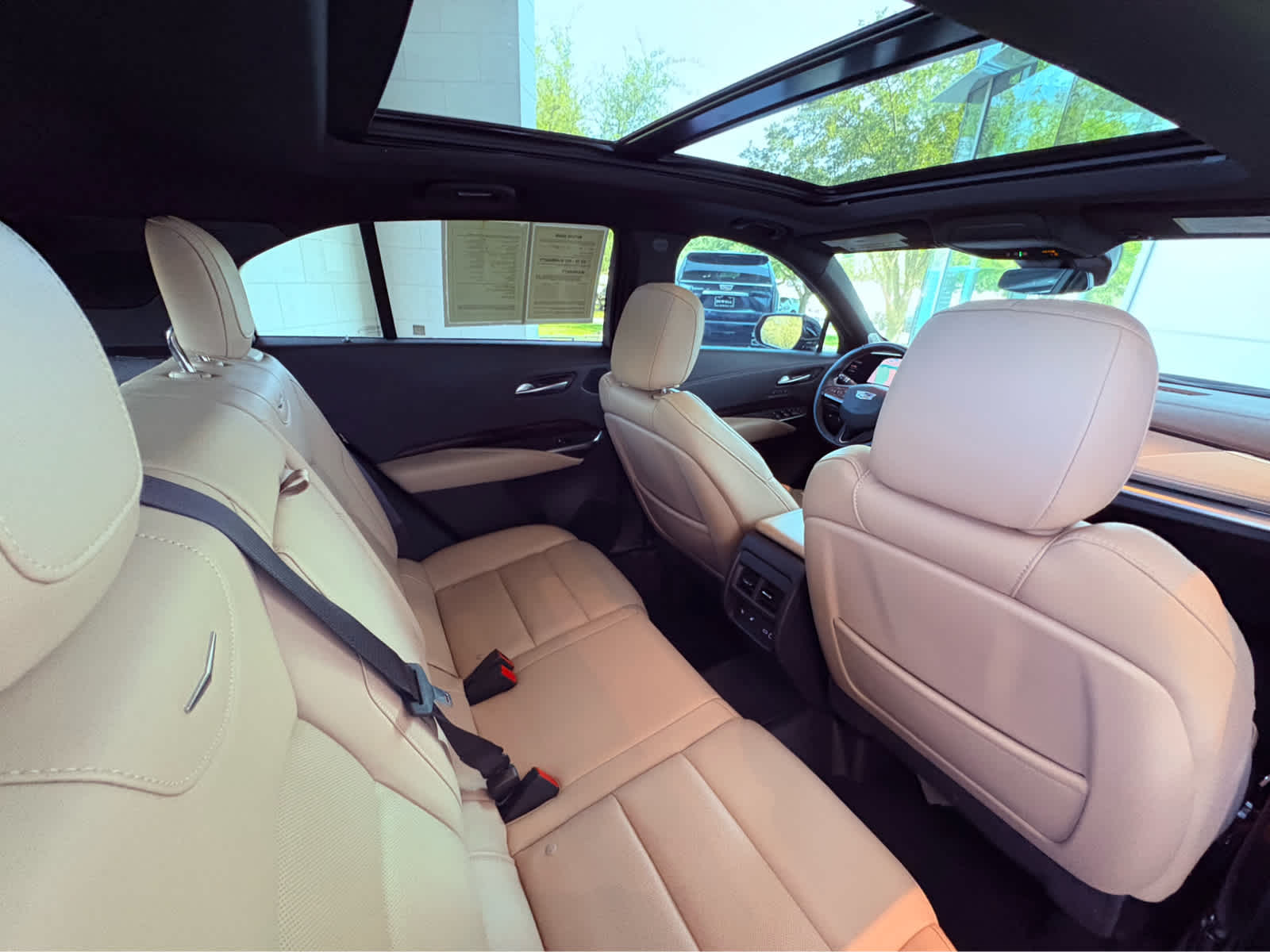 2025 Cadillac XT4 Premium Luxury photo 25