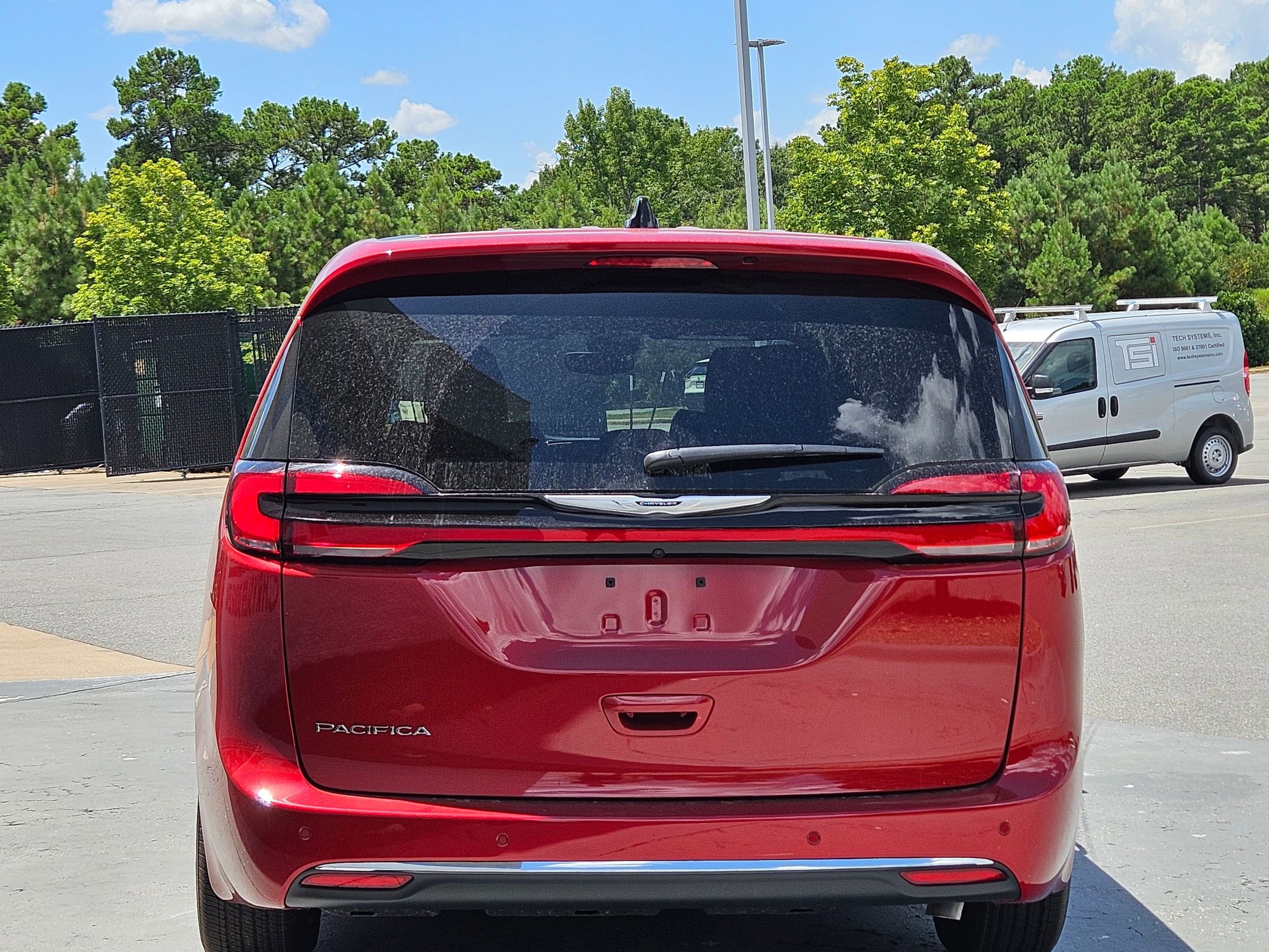 2025 Chrysler Pacifica photo 6