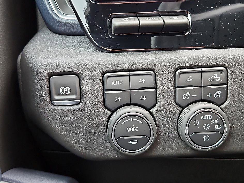 2025 Chevrolet Silverado 2500HD High Country photo 20
