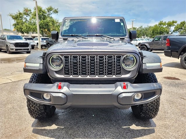 2025 Jeep Wrangler Rubicon photo 5