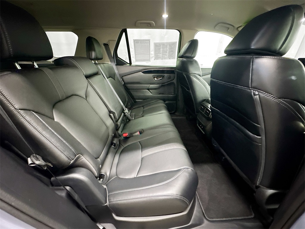2026 Honda Passport photo 23