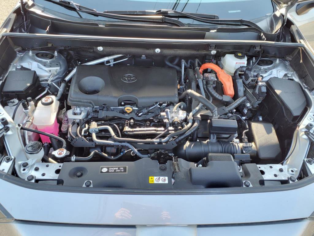 2022 Toyota RAV4 Hybrid LE photo 9