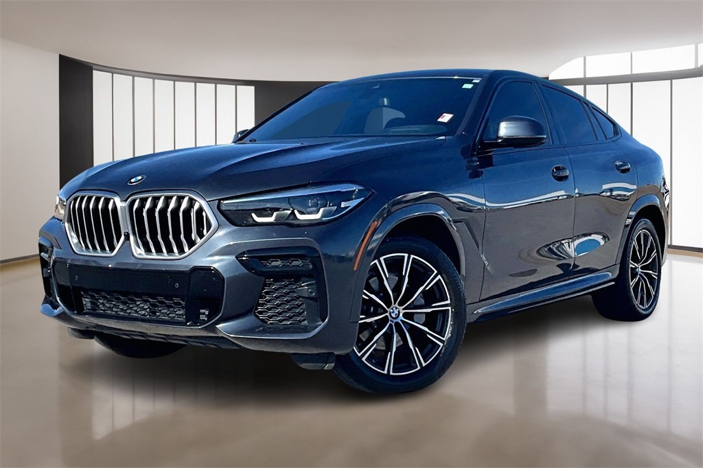 2022 BMW X6 40i's photo