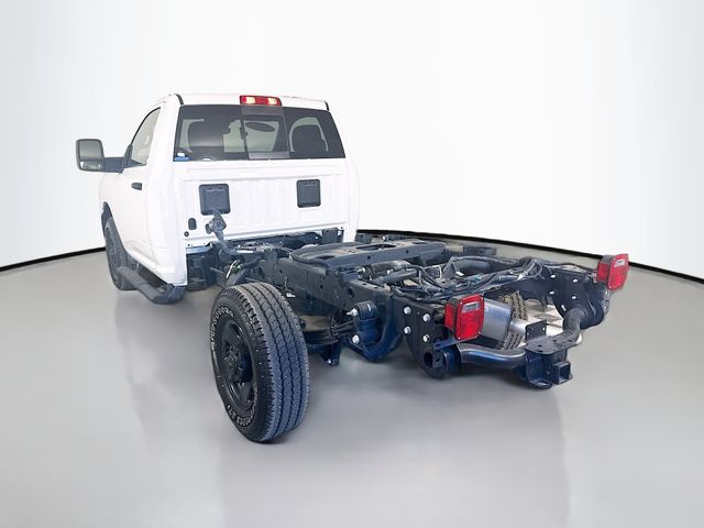 2025 Ram 3500 Tradesman photo 4