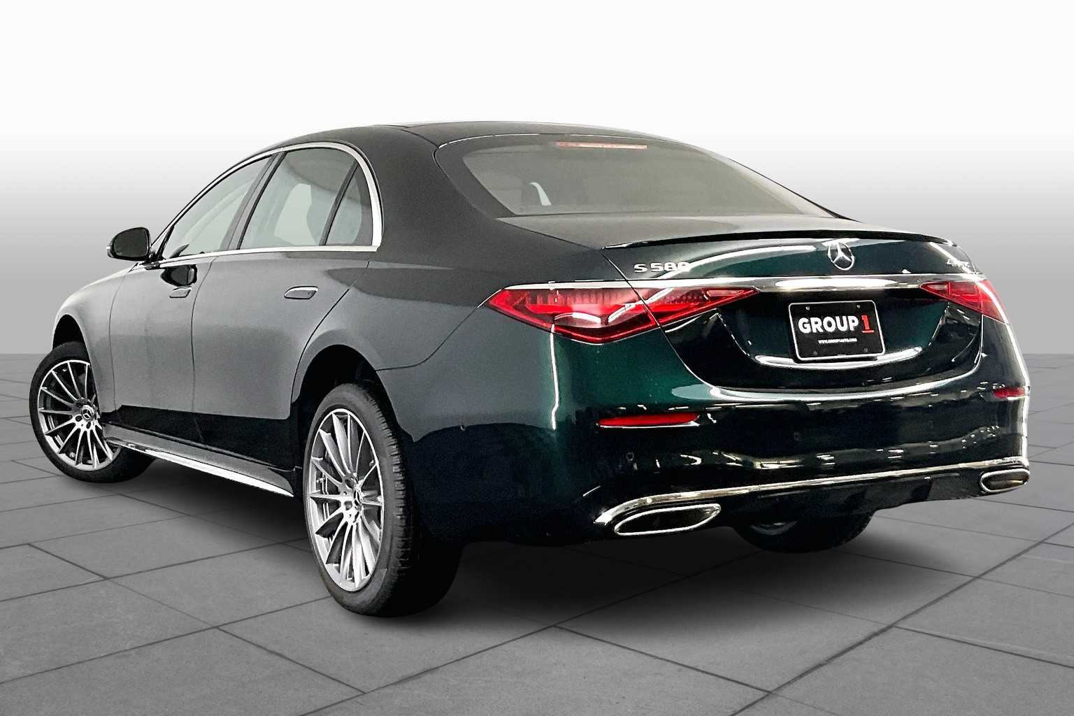 2026 Mercedes Benz S 580 4MATIC photo 4