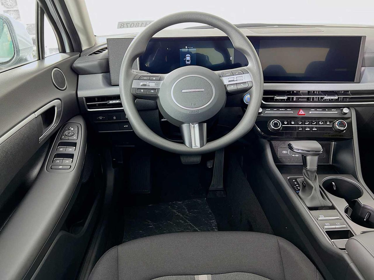 2025 Hyundai Sonata SE photo 11