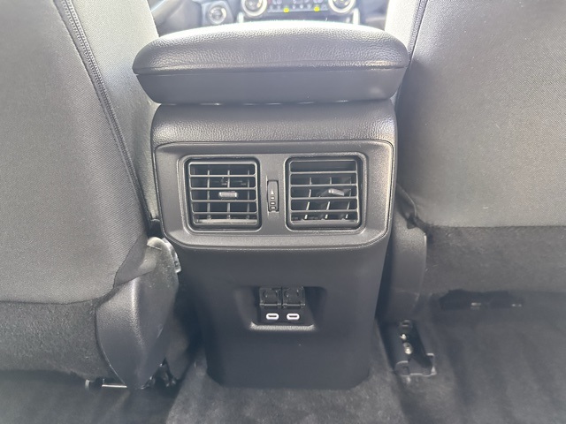 2024 Toyota RAV4 Hybrid XLE photo 20