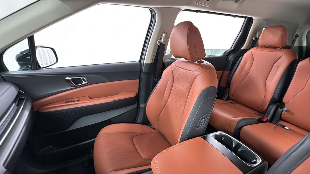 2026 Kia Carnival EX photo 12
