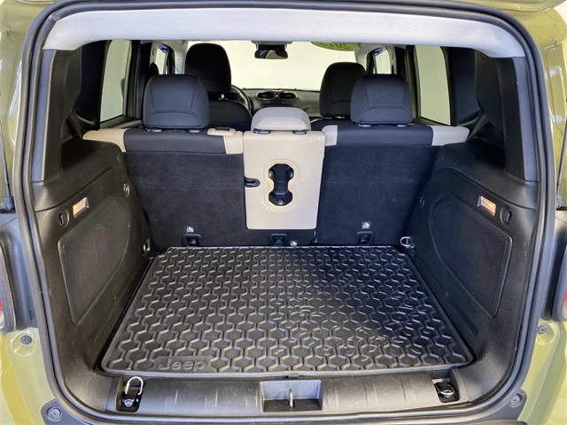 2015 Jeep Renegade Latitude photo 4