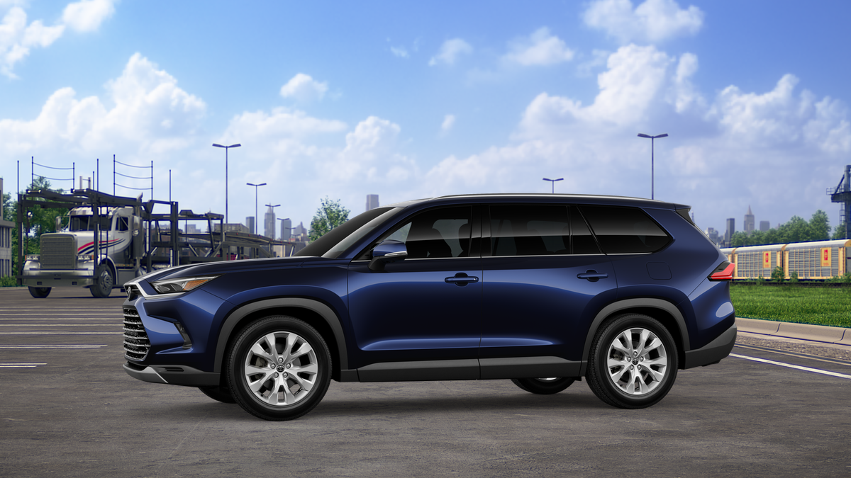 2026 Toyota Grand Highlander Limited AWD photo 3