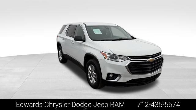 2021 Chevrolet Traverse LS's photo