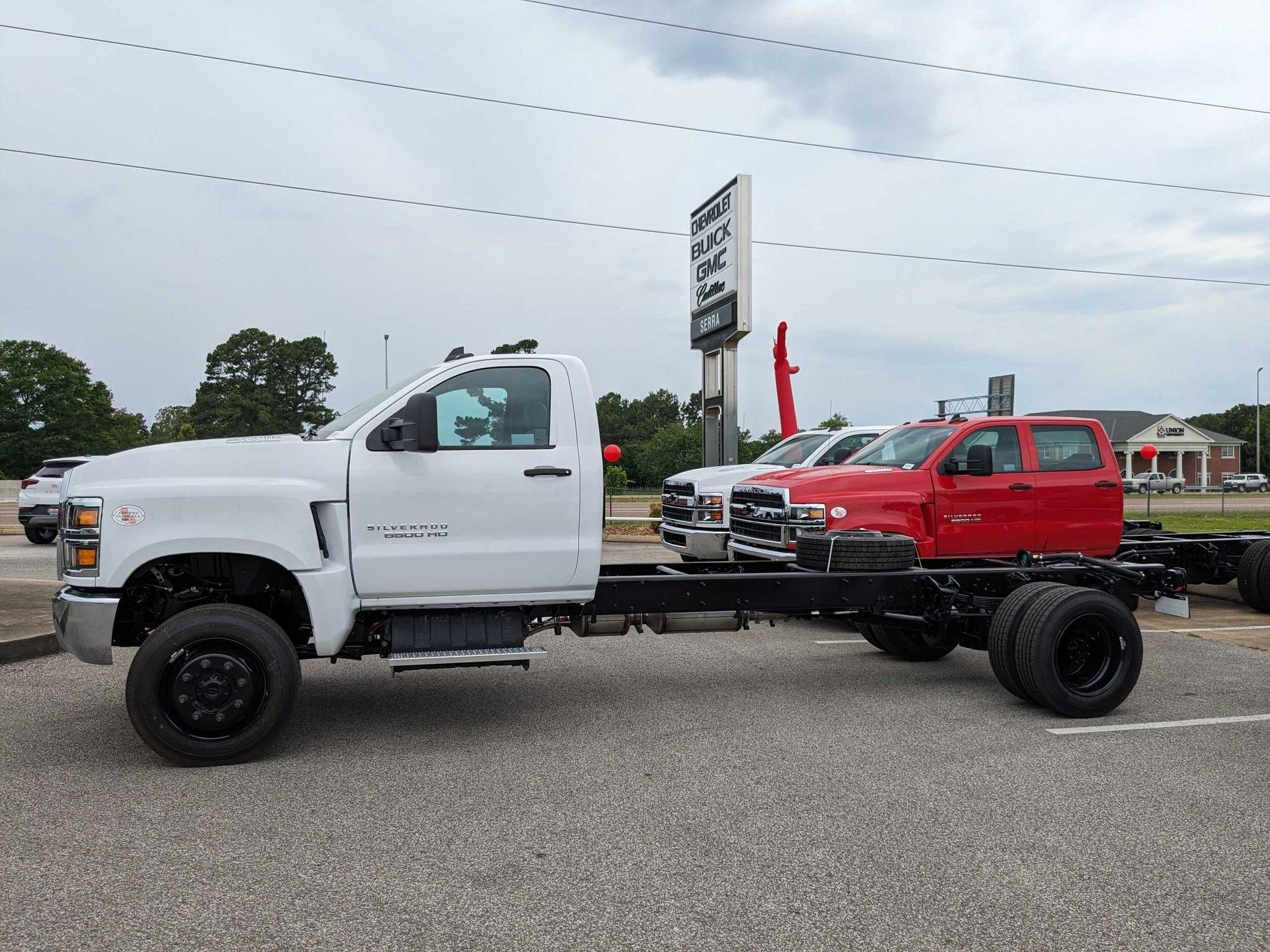 2024 Chevrolet Silverado 6500HD photo 5