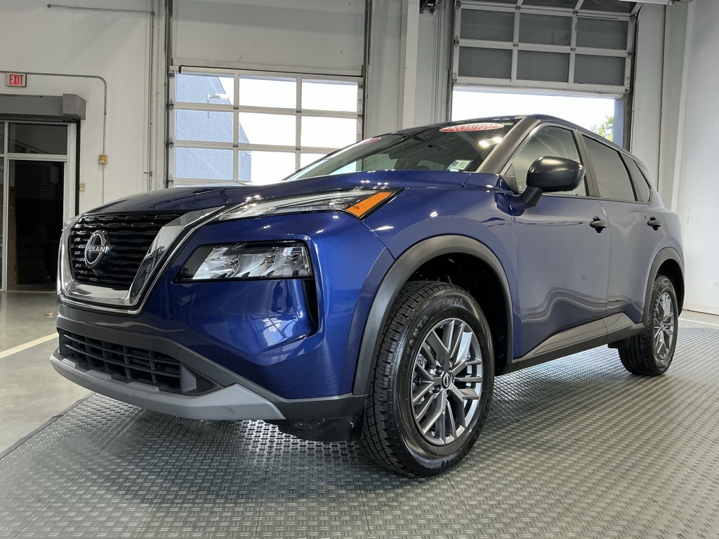 2023 Nissan Rogue S photo 2