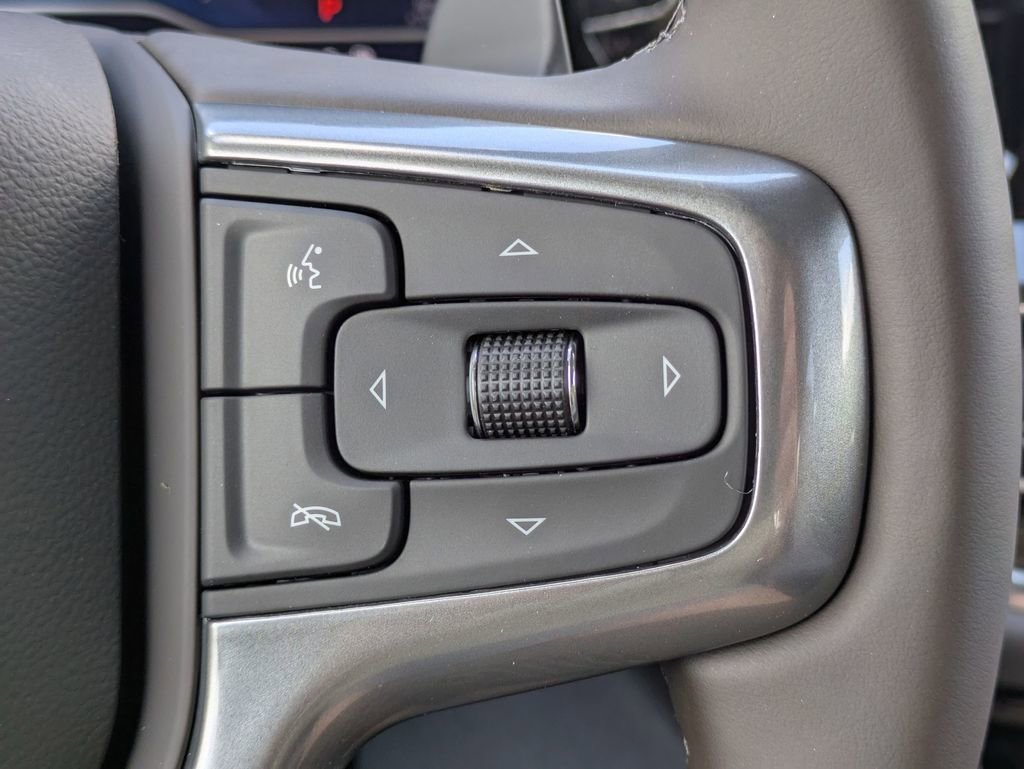 2025 Chevrolet Silverado 1500 LT photo 17