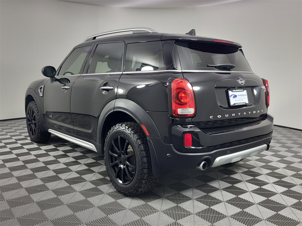 2019 Mini Cooper S Iconic photo 2