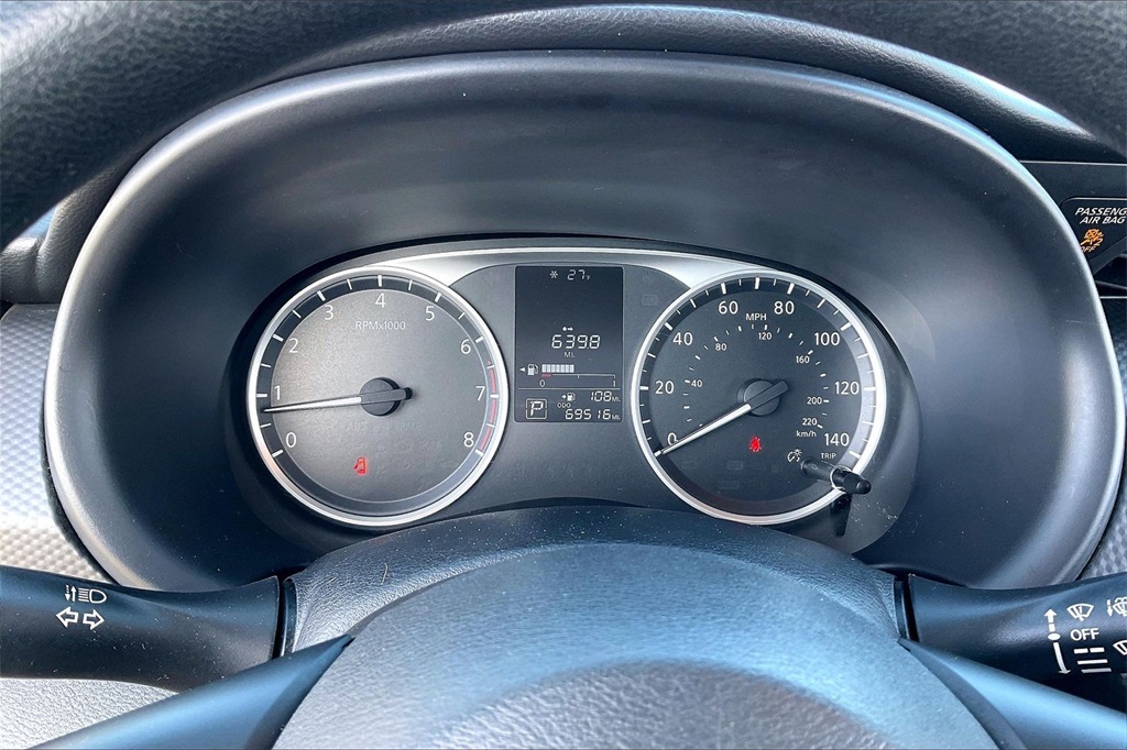 2022 NISSAN KICKS - Image 17