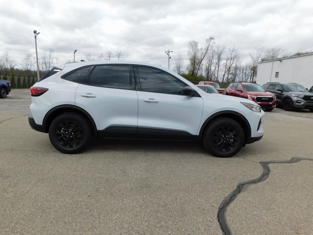 2025 Ford Escape Active photo 2