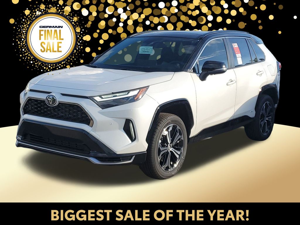 2025 Toyota RAV4 XSE's photo