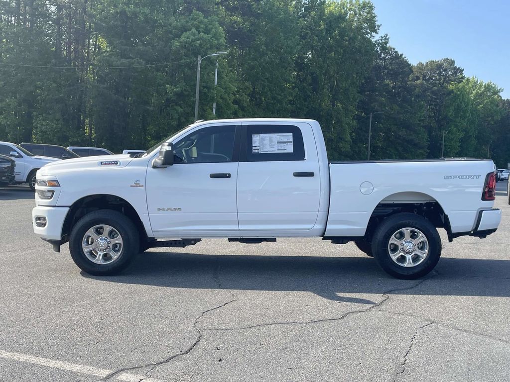 2025 Ram 2500 Big Horn photo 4