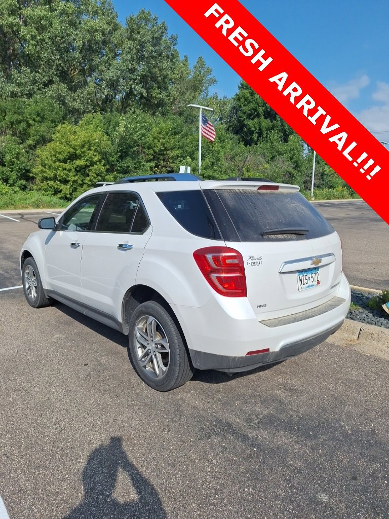 2016 Chevrolet Equinox LTZ photo 3