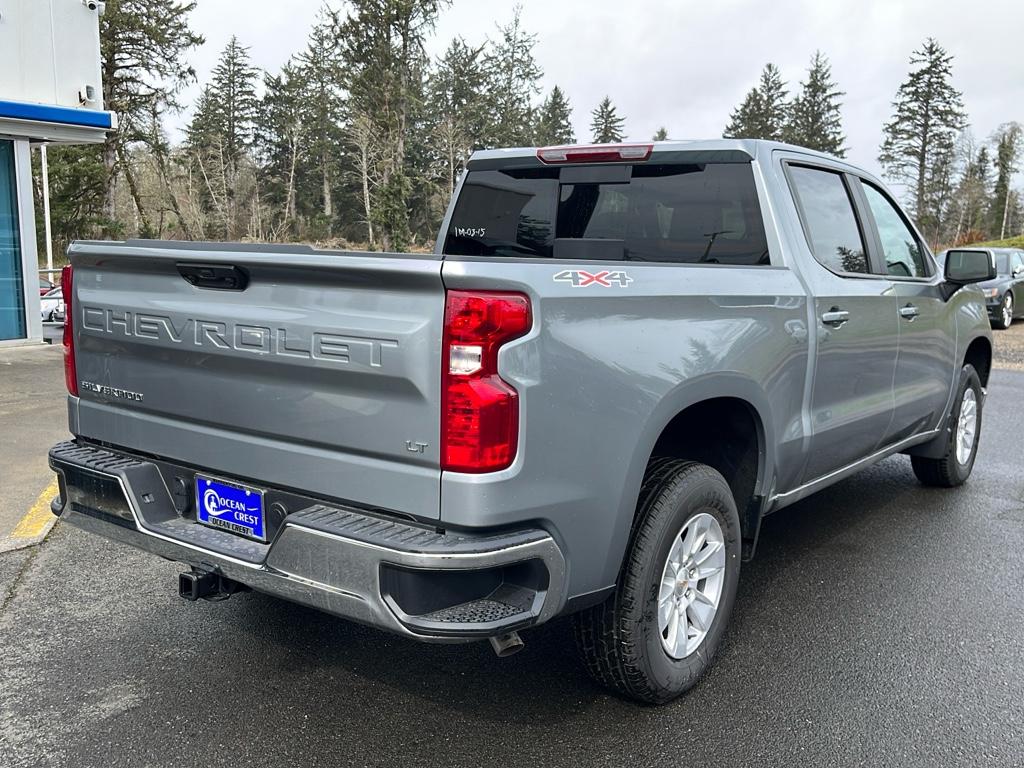 2025 Chevrolet Silverado LT photo 8