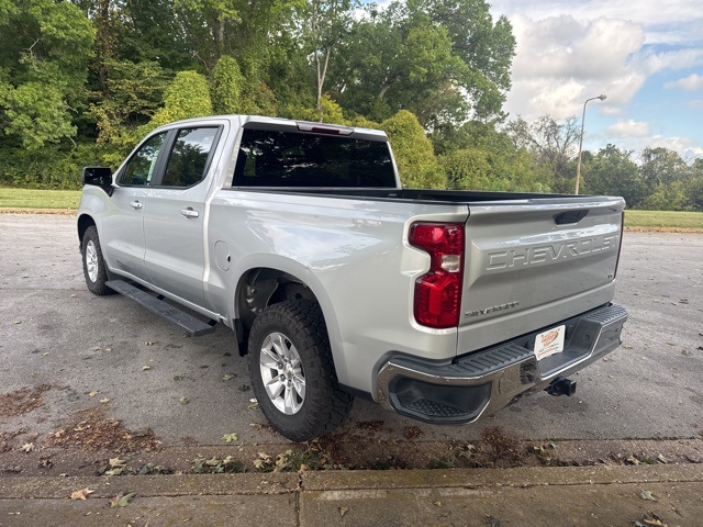 2019 Chevrolet Silverado 1500 LT photo 4