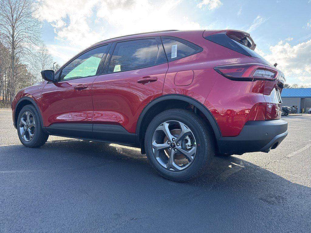 2025 Ford Escape ST-Line photo 6