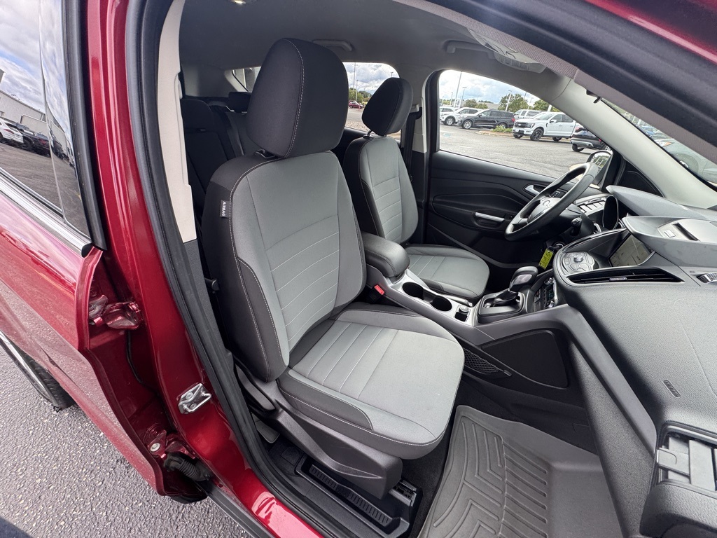 2016 Ford Escape SE photo 19